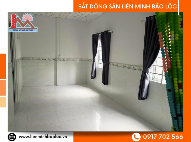 Bán Nhà Mặt Tiền Hẻm Đường Trần Phú
