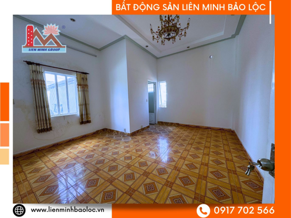BLT273-Cho Thuê Nhà Mặt Tiền Trần Phú Bảo Lộc